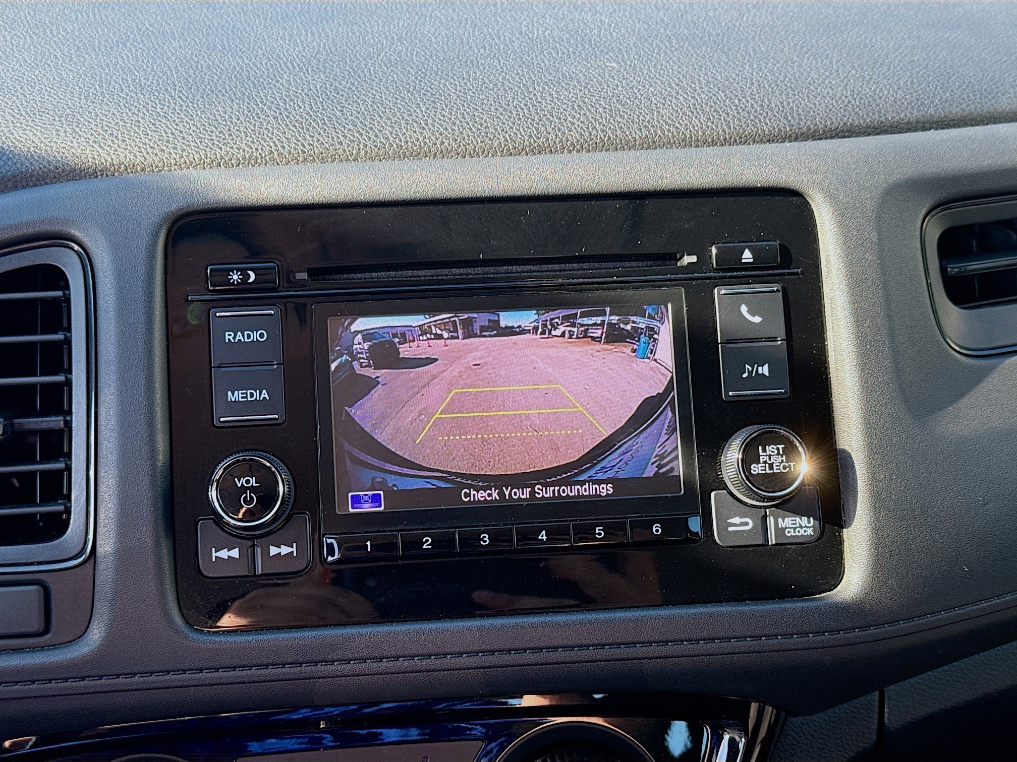 Certified 2022 Honda HR-V LX image 13