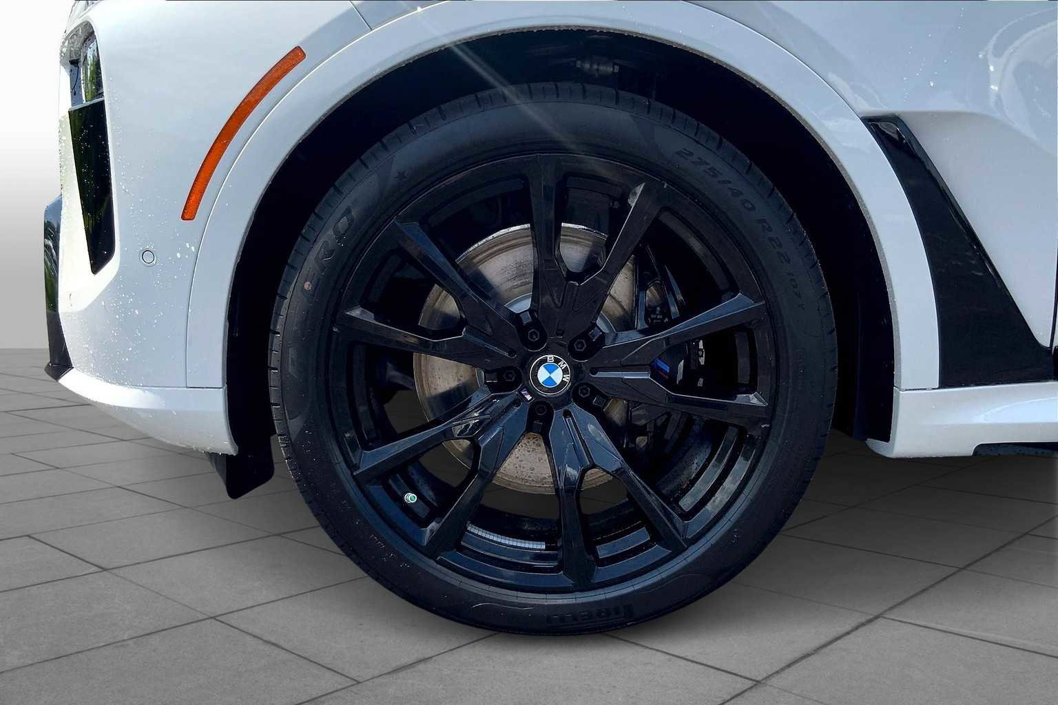 New 2026 BMW X7 M60i image 11