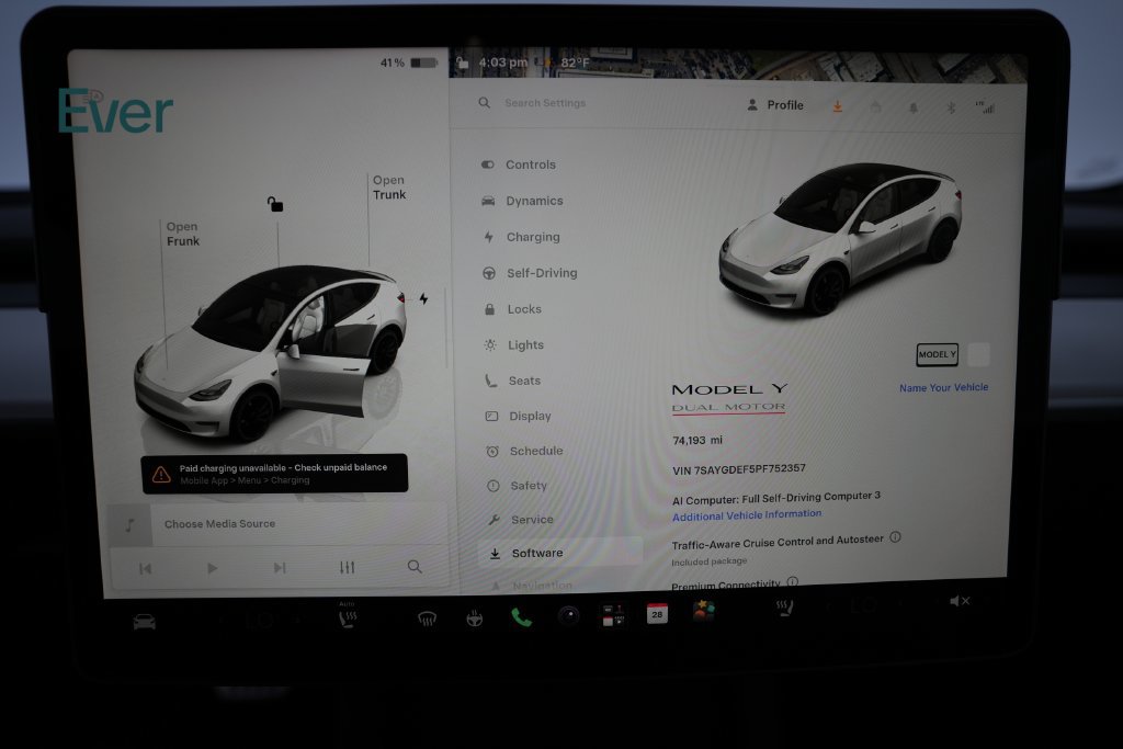 Used 2023 Tesla Model Y Performance AWD/4WD image 7