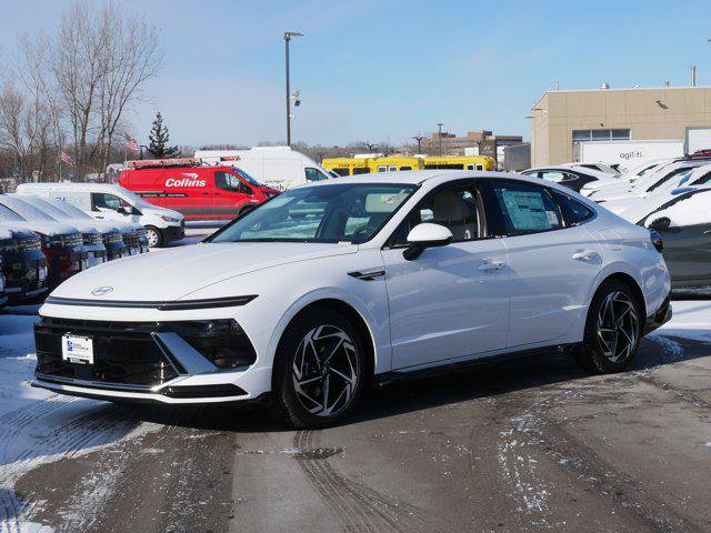 New 2026 Hyundai Sonata SEL AWD/4WD image 2