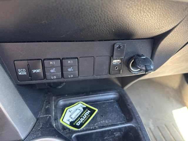 Used 2015 Toyota RAV4 Limited AWD/4WD image 19