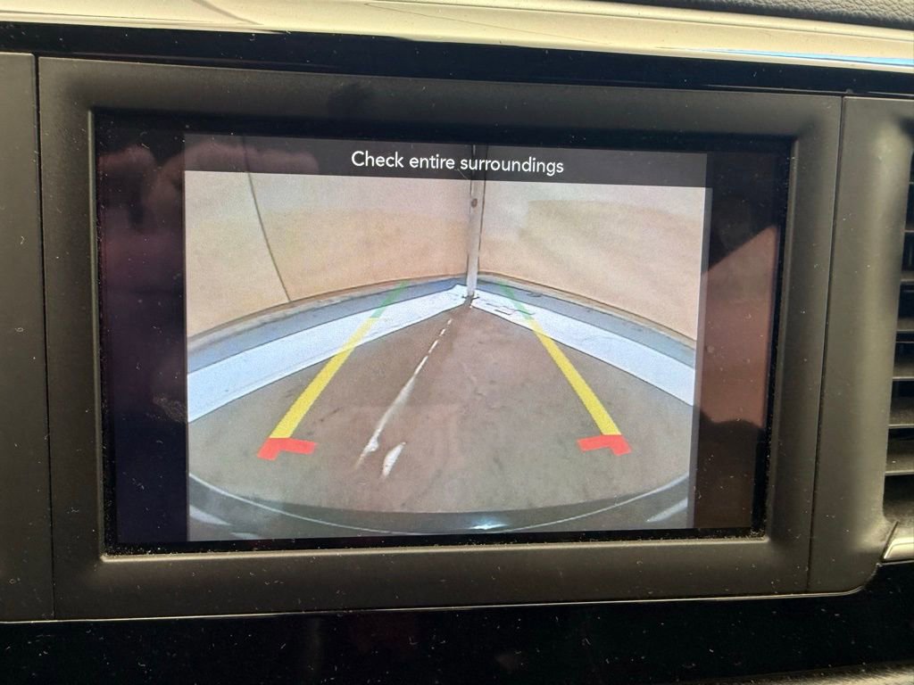Used 2020 Chrysler Pacifica Touring w/ S Appearance Package image 28