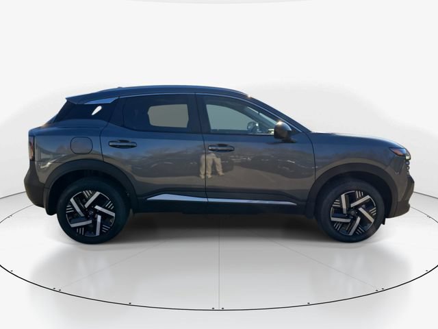 New 2026 Nissan Kicks SV w/ Cold Weather Package FWD image 9