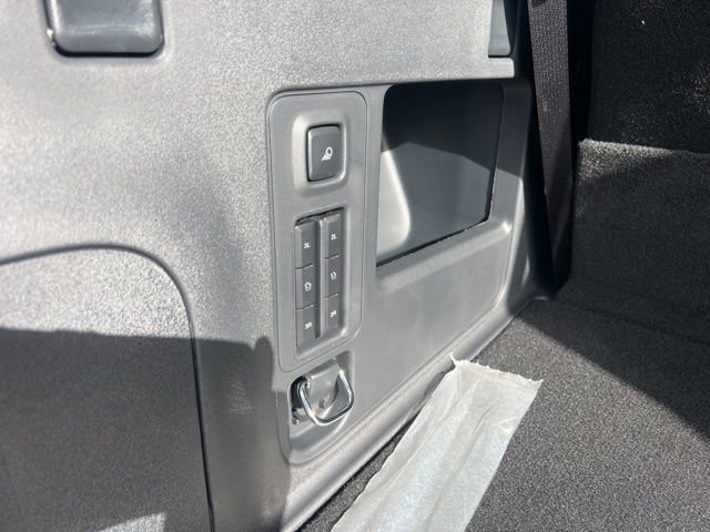 New 2026 Ford Expedition Tremor image 13