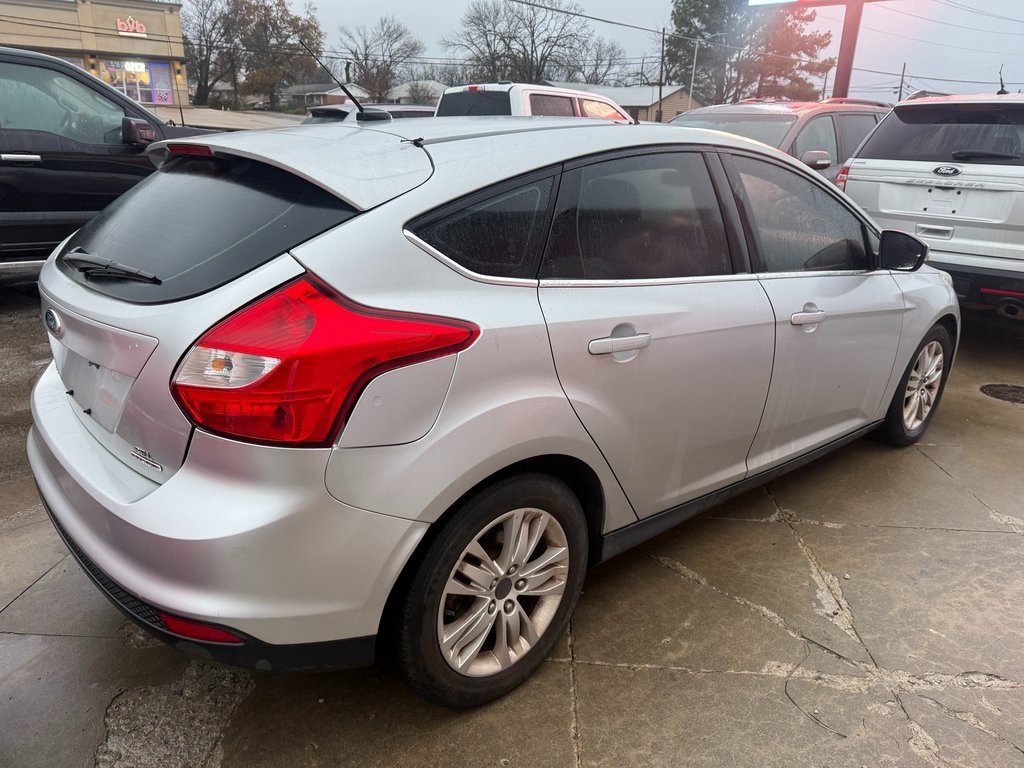 Used 2012 Ford Focus SEL image 7