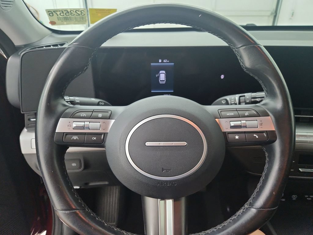 Used 2025 Hyundai Kona SEL FWD image 24
