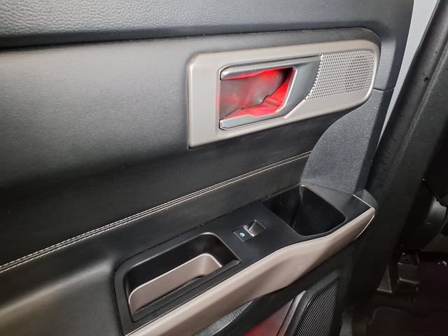 Certified 2023 Ford Explorer Limited RWD image 23