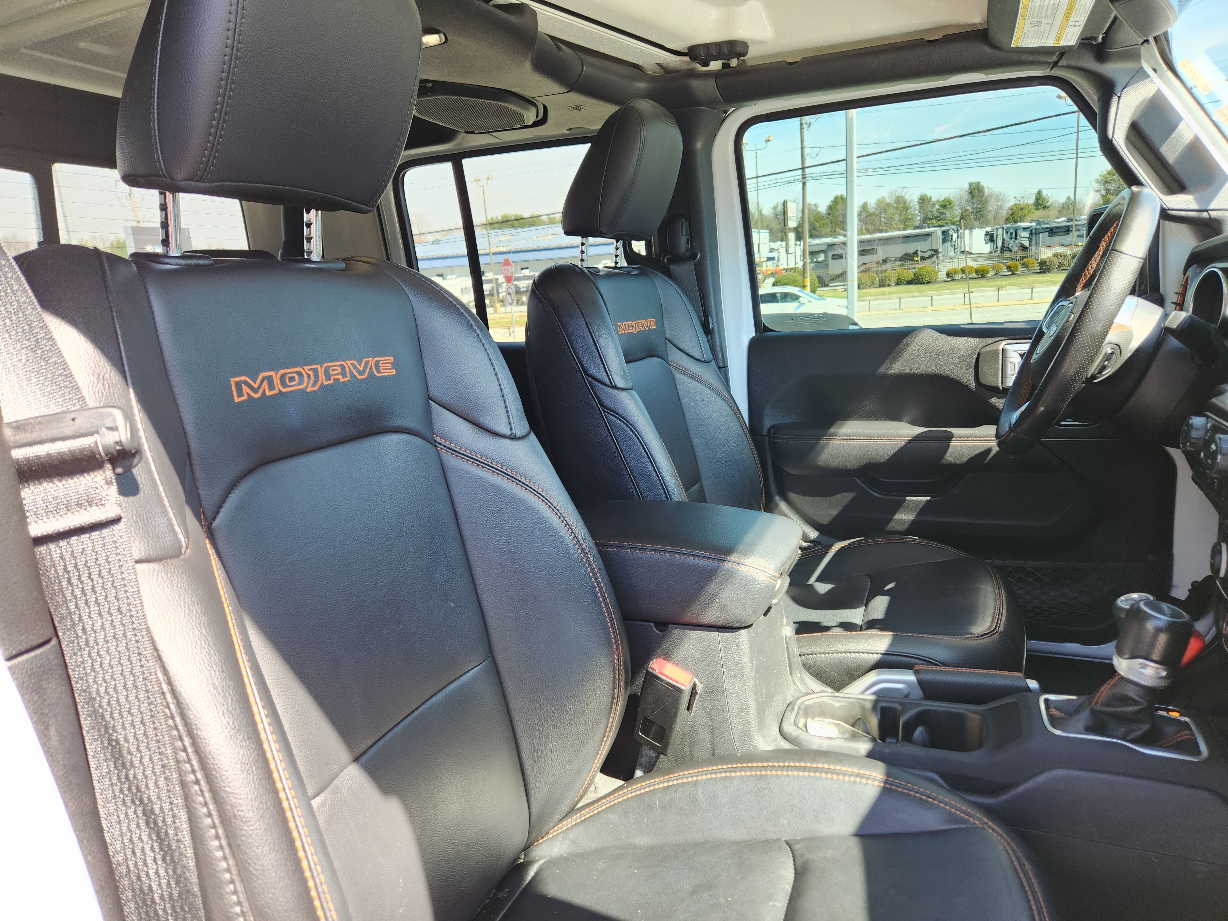 Used 2021 Jeep Gladiator Mojave AWD/4WD image 16