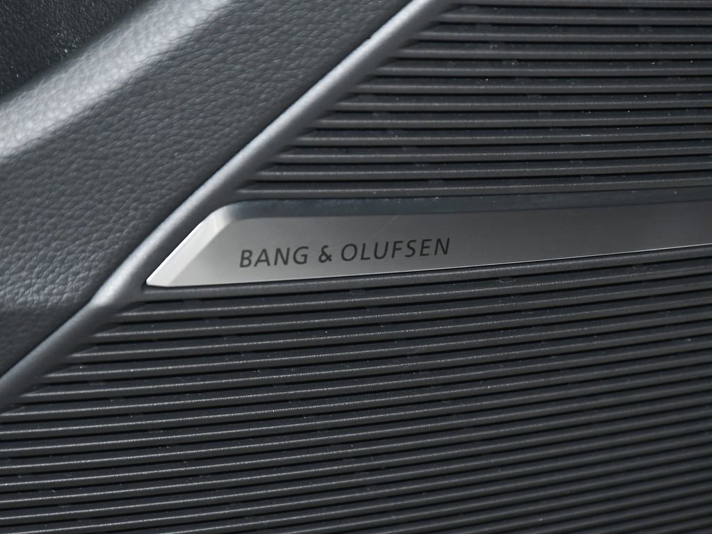 Used 2021 Audi SQ7 Premium Plus w/ Executive Package image 14