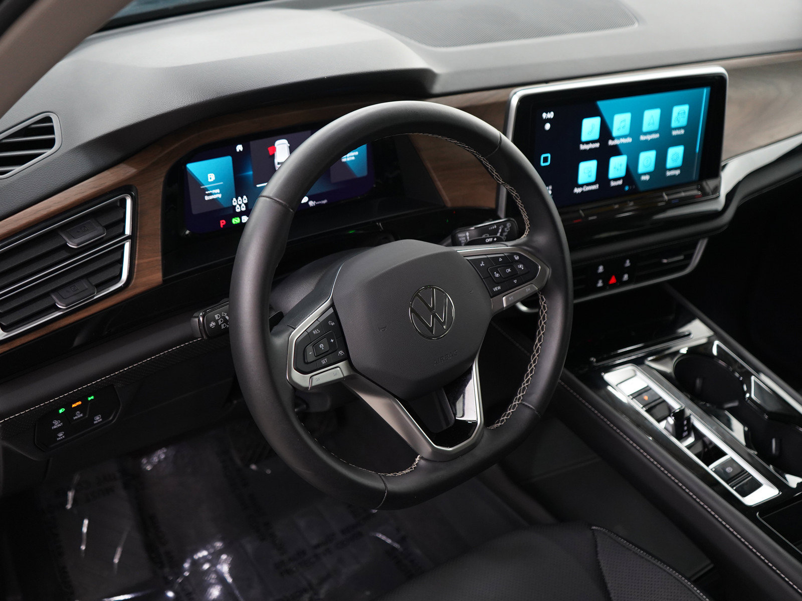 Used 2026 Volkswagen Atlas SE AWD/4WD image 22