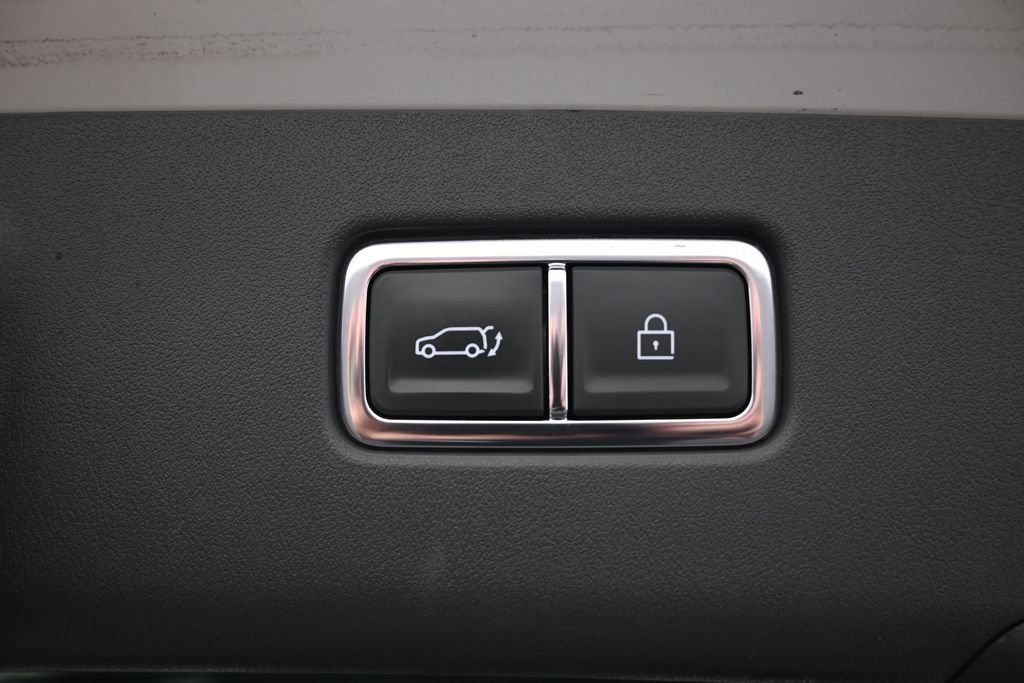 Certified 2024 Kia EV9 GT-Line AWD/4WD image 39