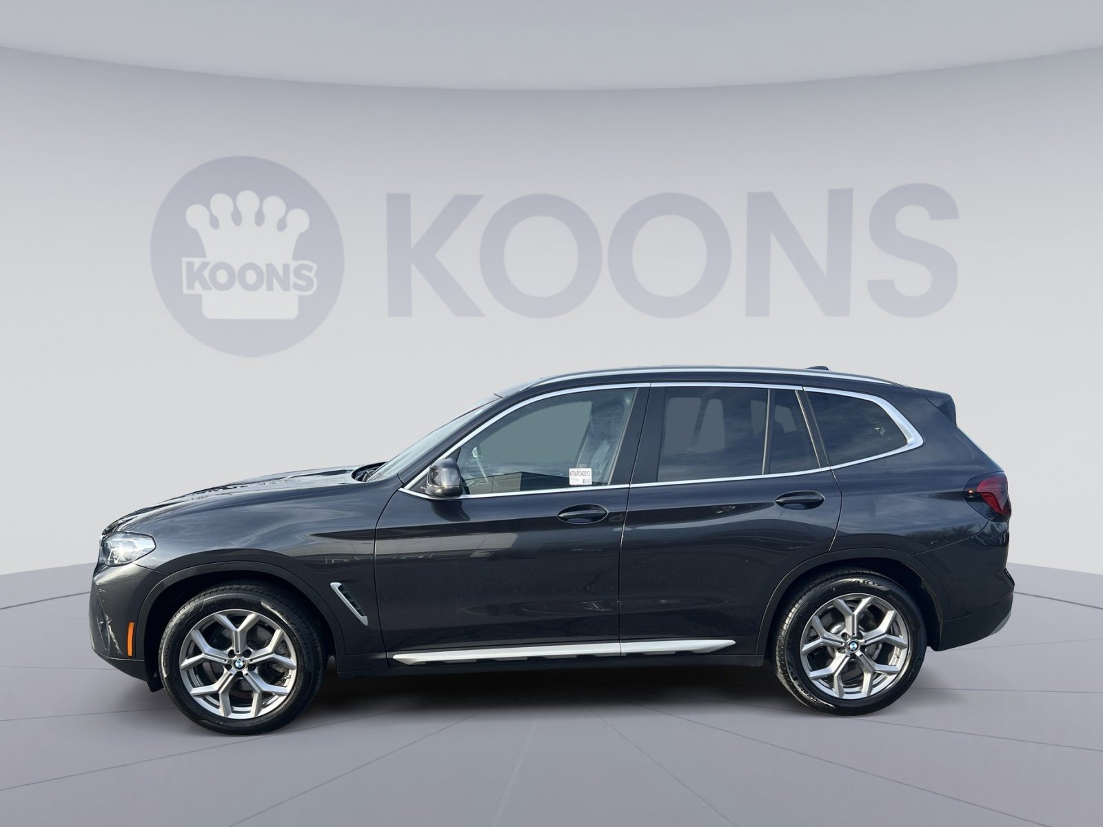 Used 2024 BMW X3 xDrive30i w/ Convenience Package image 2