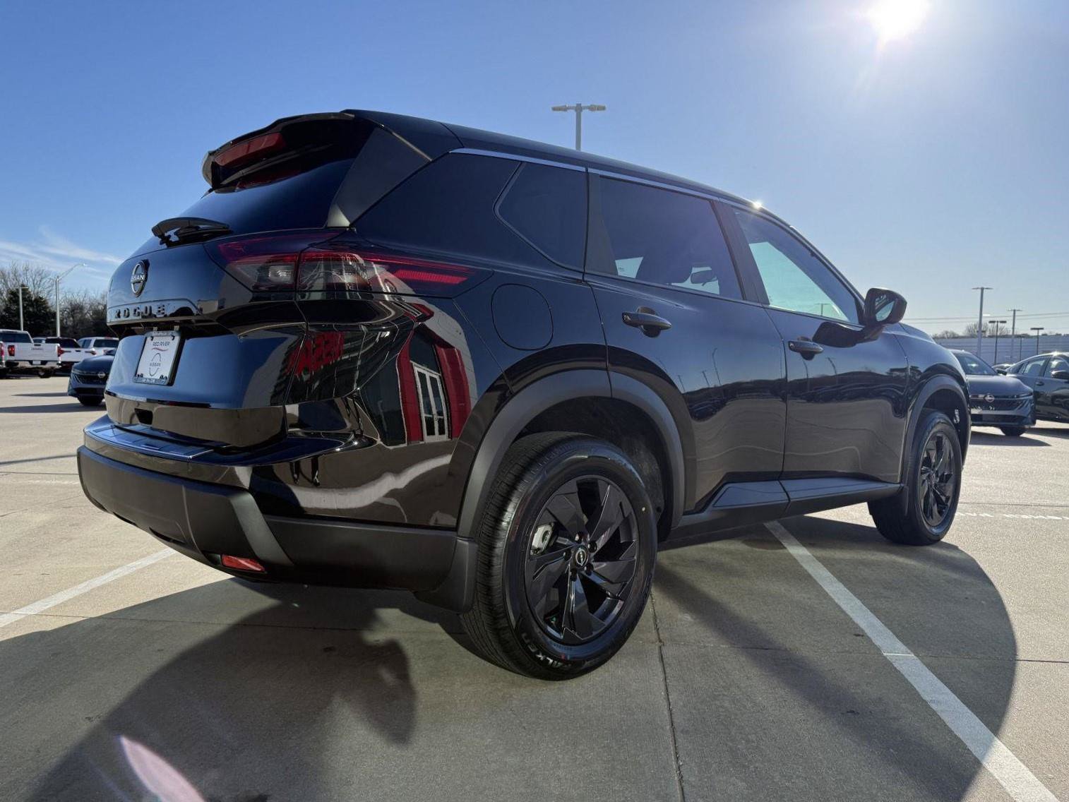 New 2026 Nissan Rogue SV FWD image 5