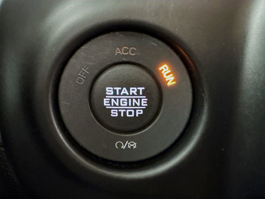 Used 2023 Jeep Wrangler Unlimited Sahara w/ Cold Weather Group image 33