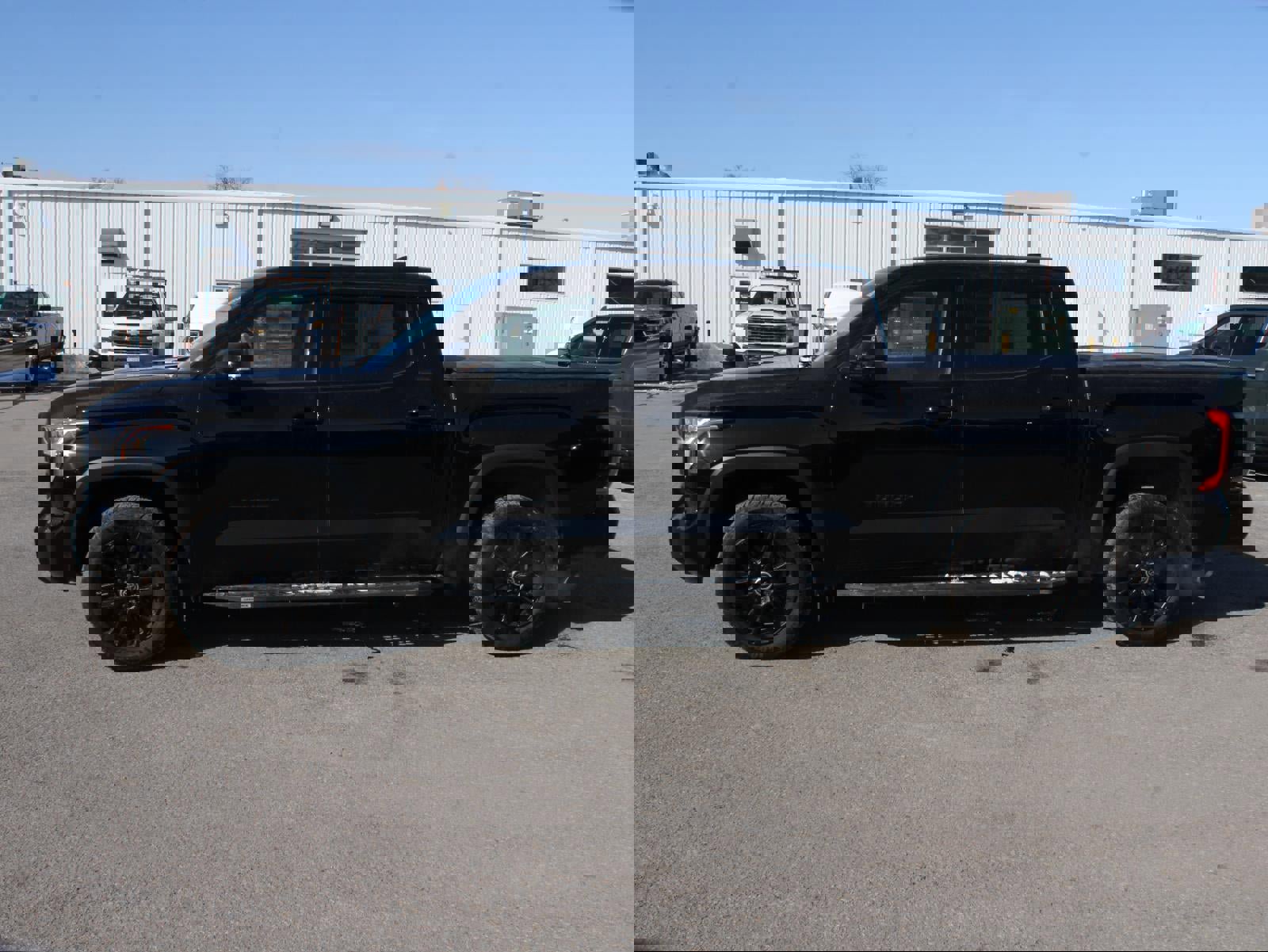 Used 2024 Toyota Tundra Limited image 5