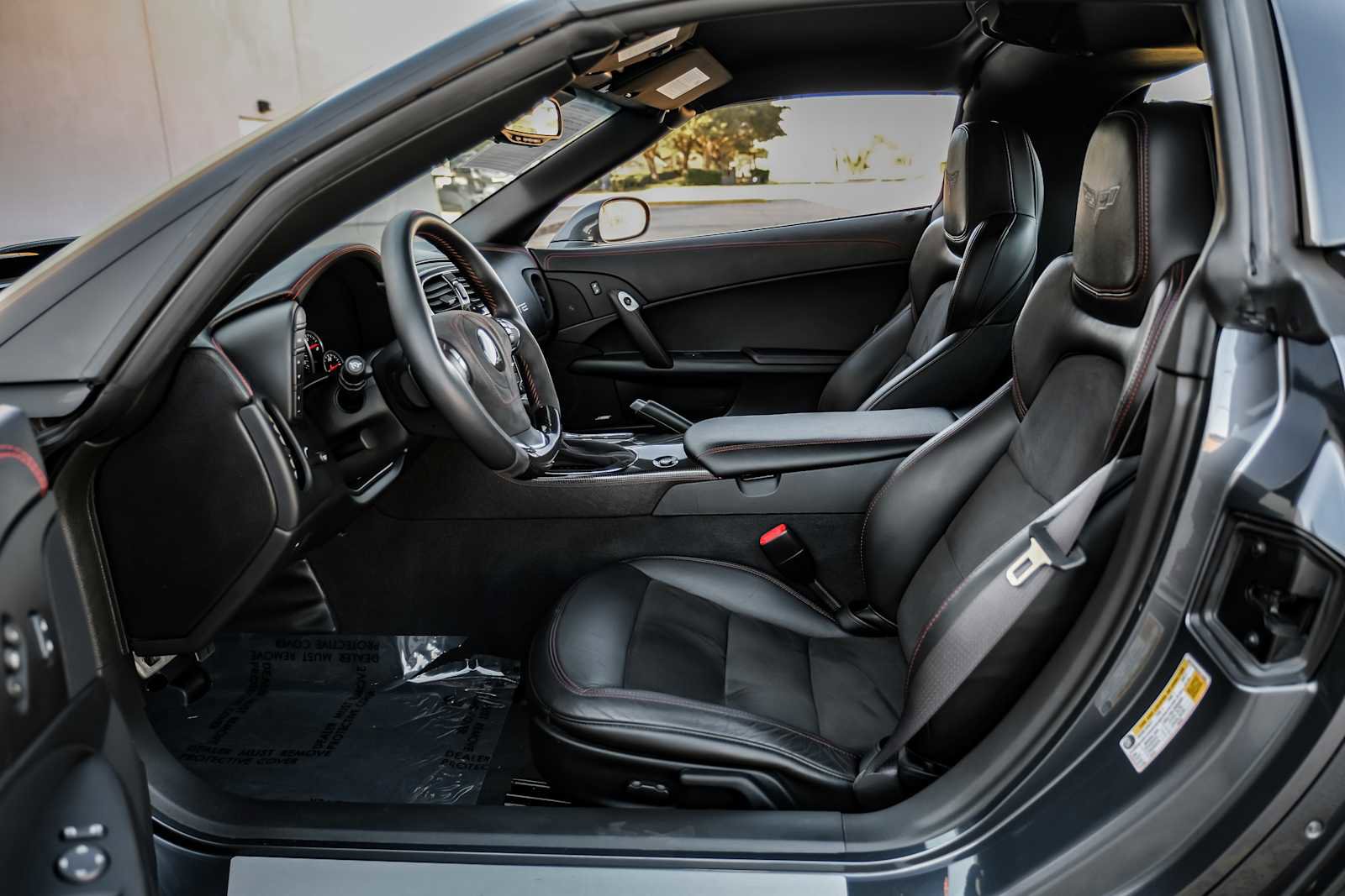 Used 2012 Chevrolet Corvette Grand Sport w/ 4LT Preferred Equipment Group image 4