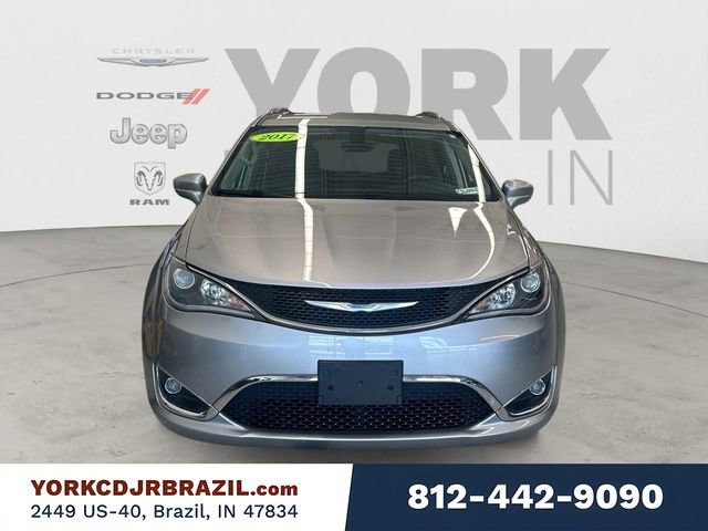Used 2017 Chrysler Pacifica Touring-L Plus w/ Tire & Wheel Group FWD image 8