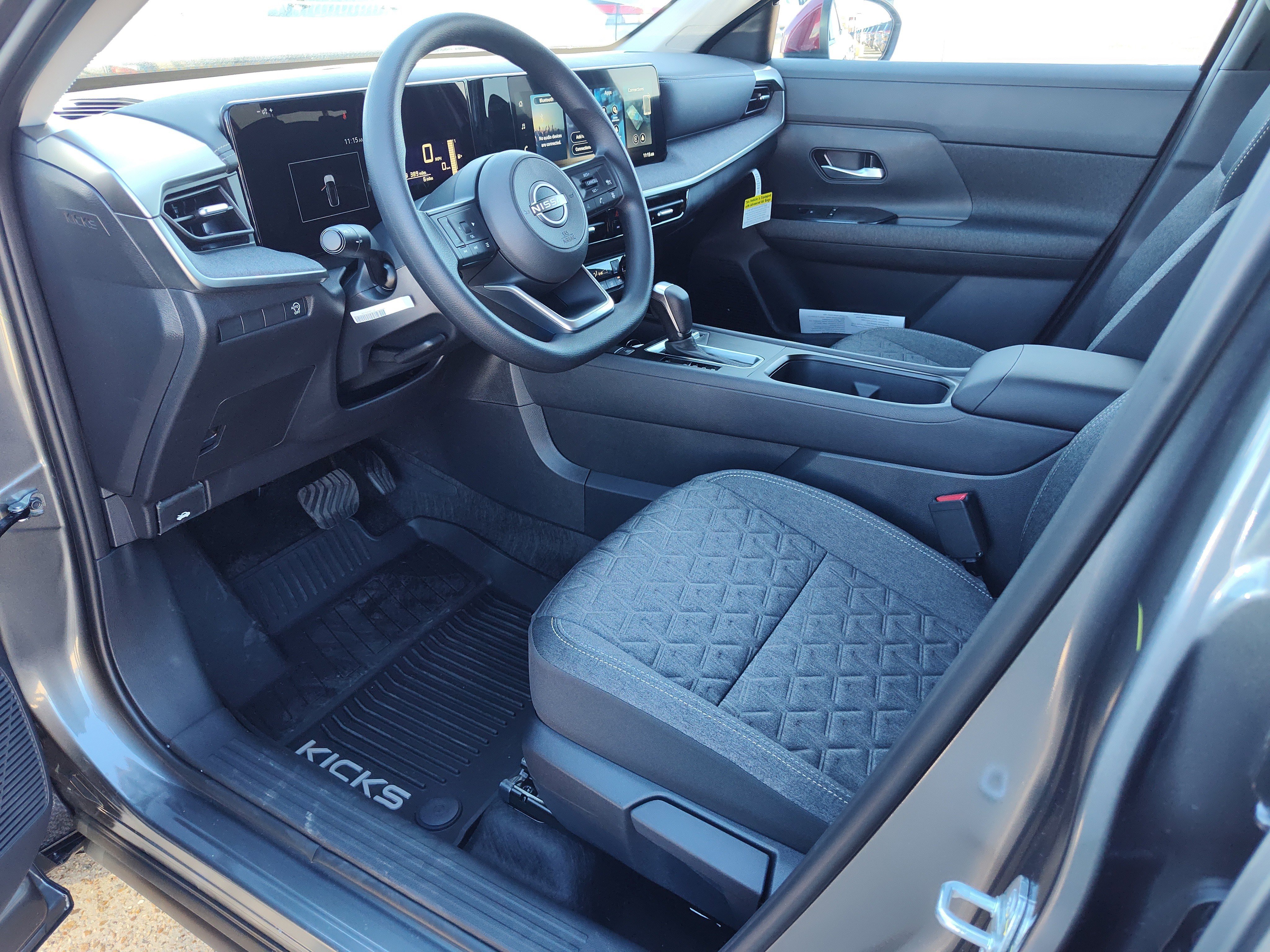 New 2026 Nissan Kicks SV w/ SV Premium Package image 2