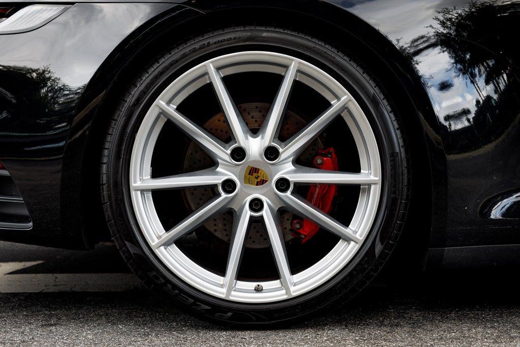 Used 2024 Porsche 911 Carrera S image 13