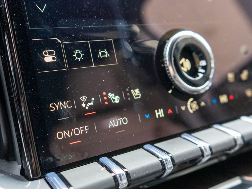 New 2026 GMC Acadia Denali Ultimate AWD/4WD image 29