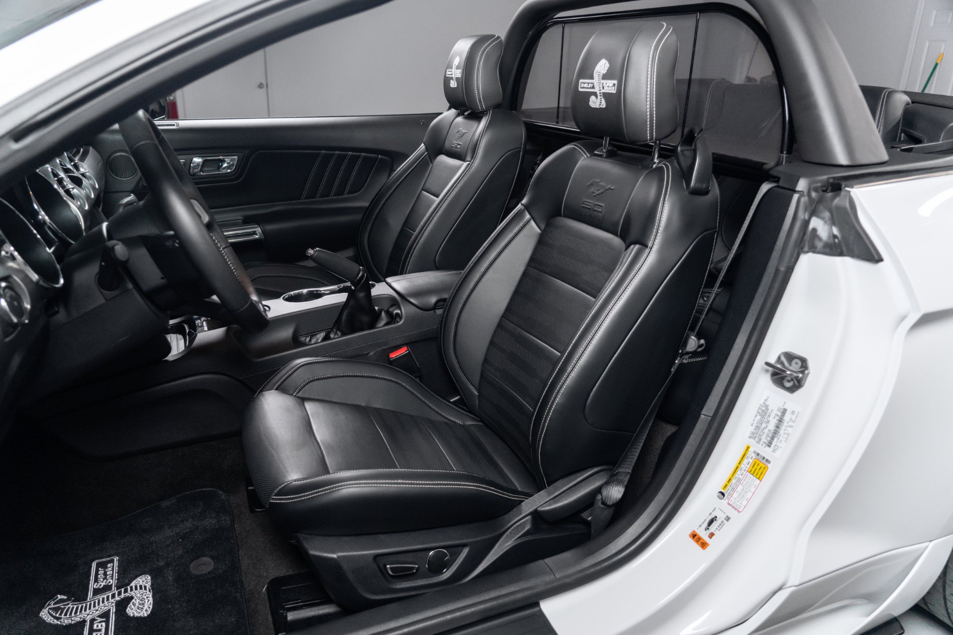 Used 2015 Ford Mustang GT Premium w/ Equipment Group 401A RWD image 37