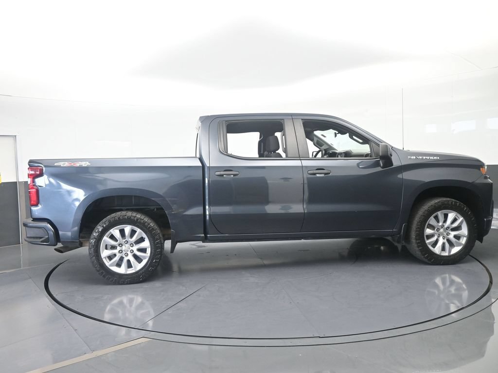 Used 2022 Chevrolet Silverado 1500 Custom w/ Safety Confidence Package AWD/4WD image 7