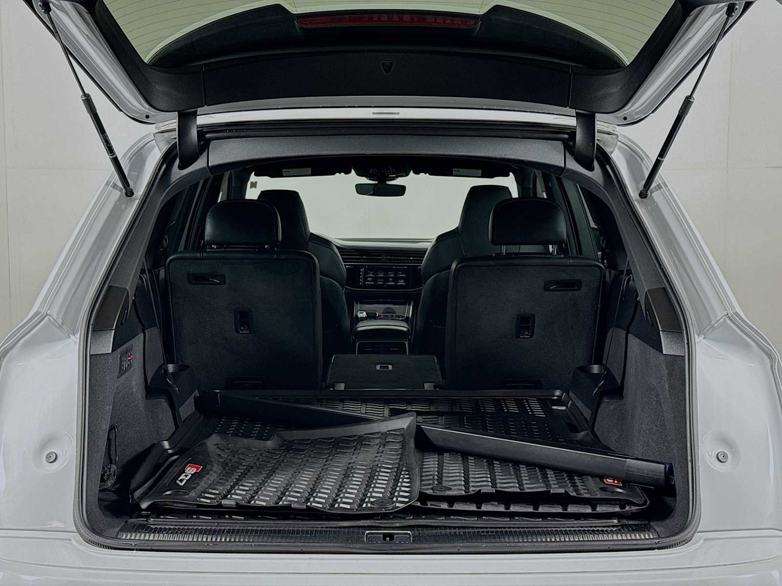Used 2022 Audi SQ7 Premium Plus image 27