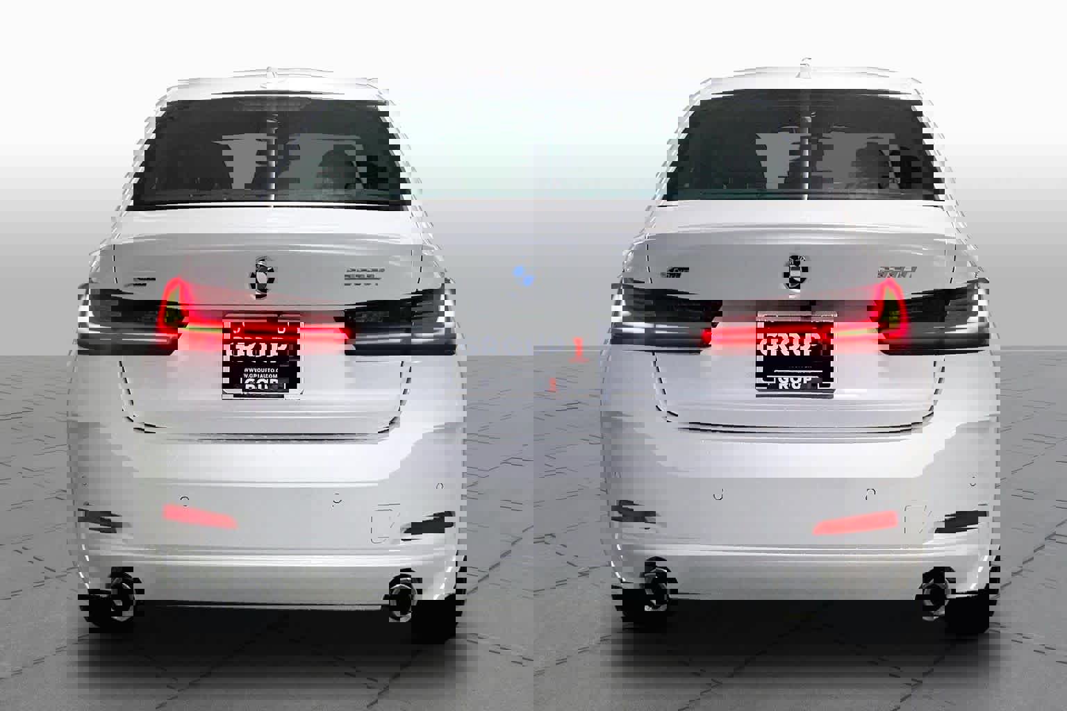 Used 2024 BMW 330i xDrive Sedan w/ Convenience Package AWD/4WD image 4