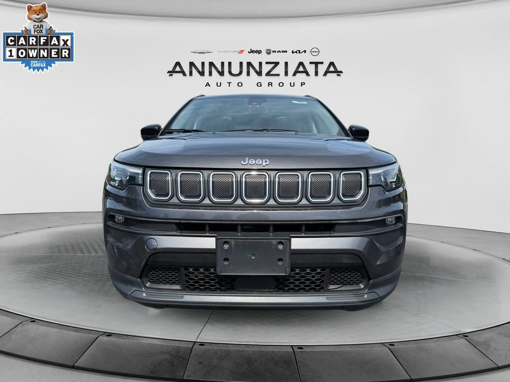 Certified 2022 Jeep Compass Latitude w/ Sun and Sound Group AWD/4WD image 8