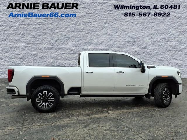 Used 2024 GMC Sierra 2500 Denali Ultimate image 4