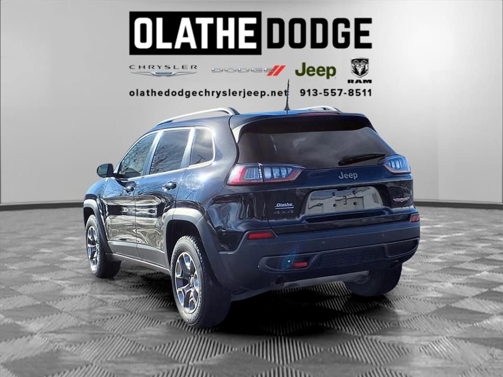 Used 2019 Jeep Cherokee Trailhawk w/ Cold Weather Group image 3