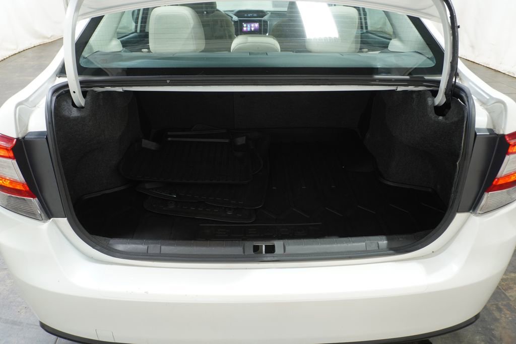 Used 2019 Subaru Impreza 2.0i Premium AWD/4WD image 7