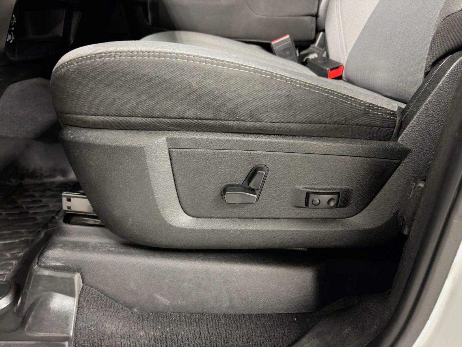 Used 2024 RAM 2500 Big Horn w/ Off Road Package image 12