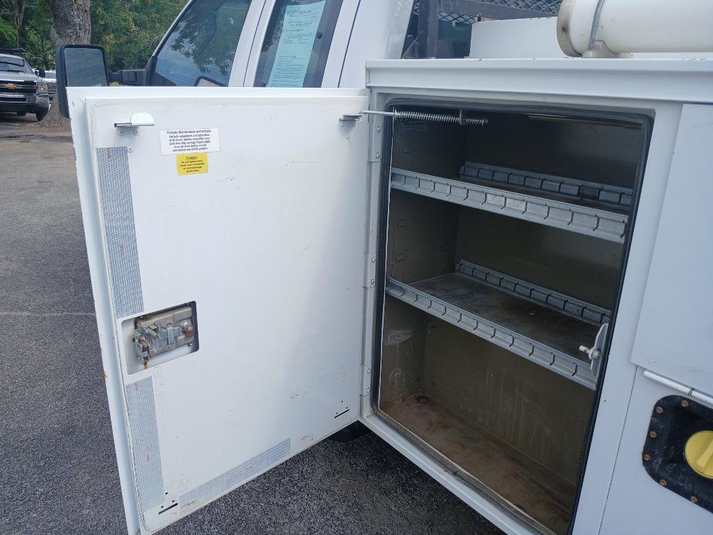 Used 2011 Ford F250 XL image 15