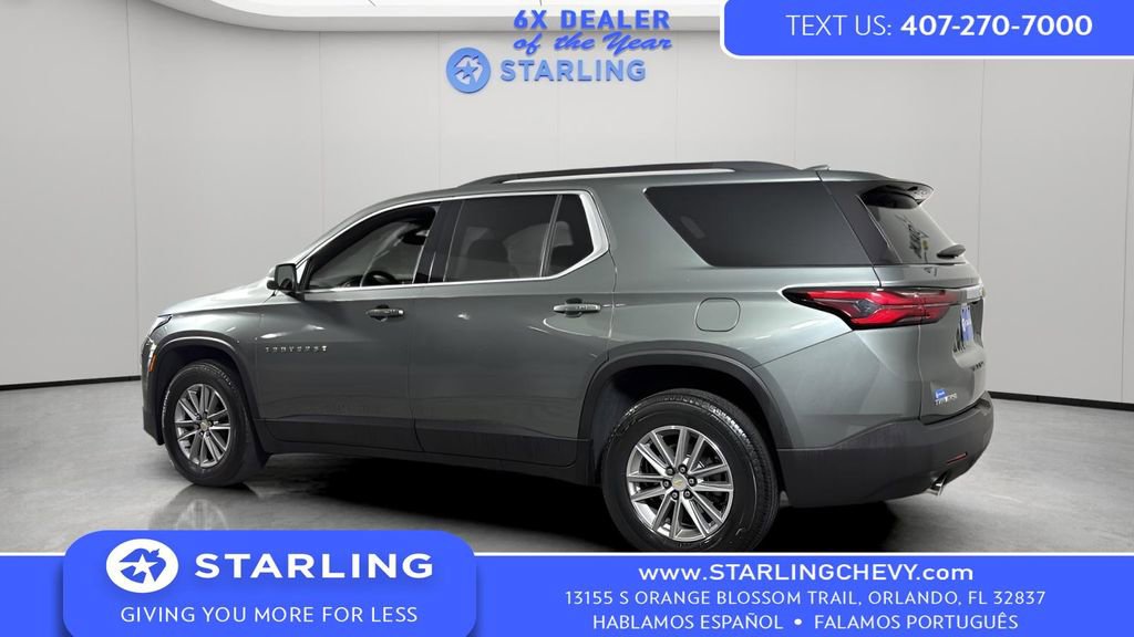 Used 2023 Chevrolet Traverse LT image 1