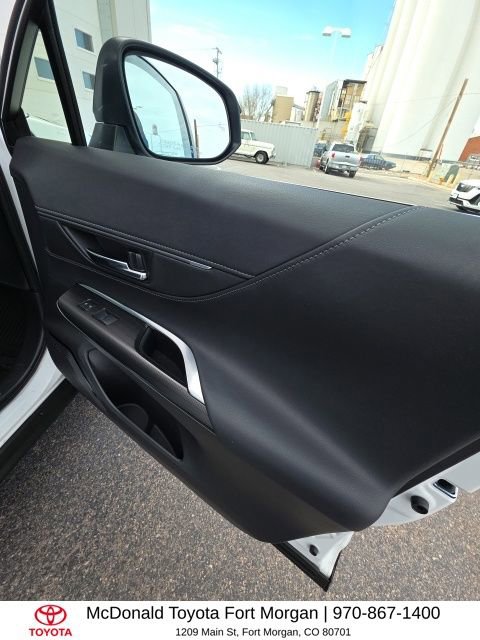 Used 2023 Toyota Venza Nightshade image 23