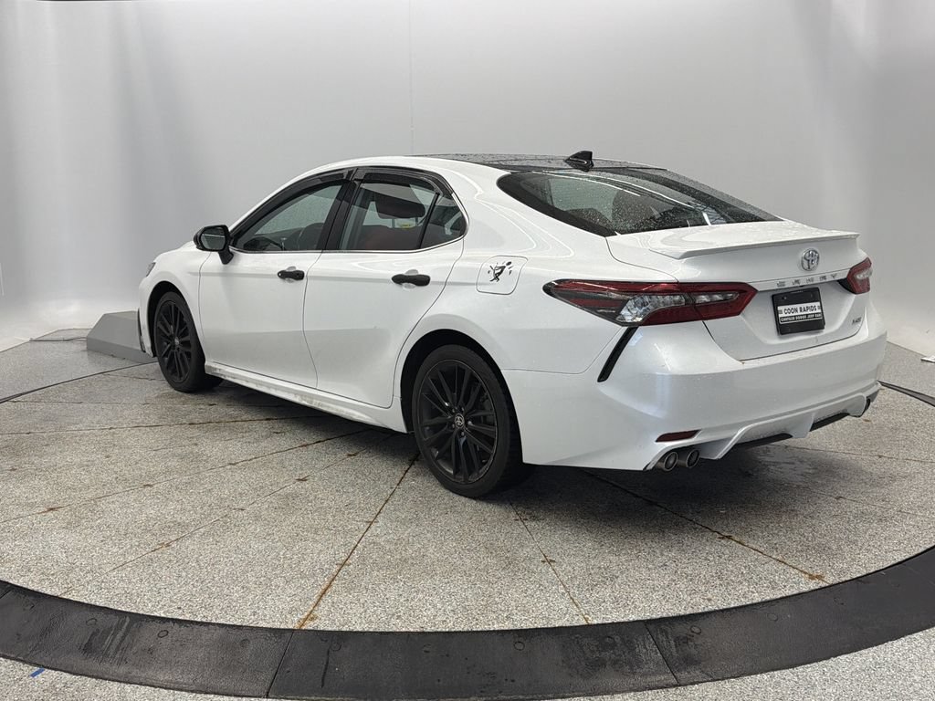 Used 2023 Toyota Camry XSE FWD image 3