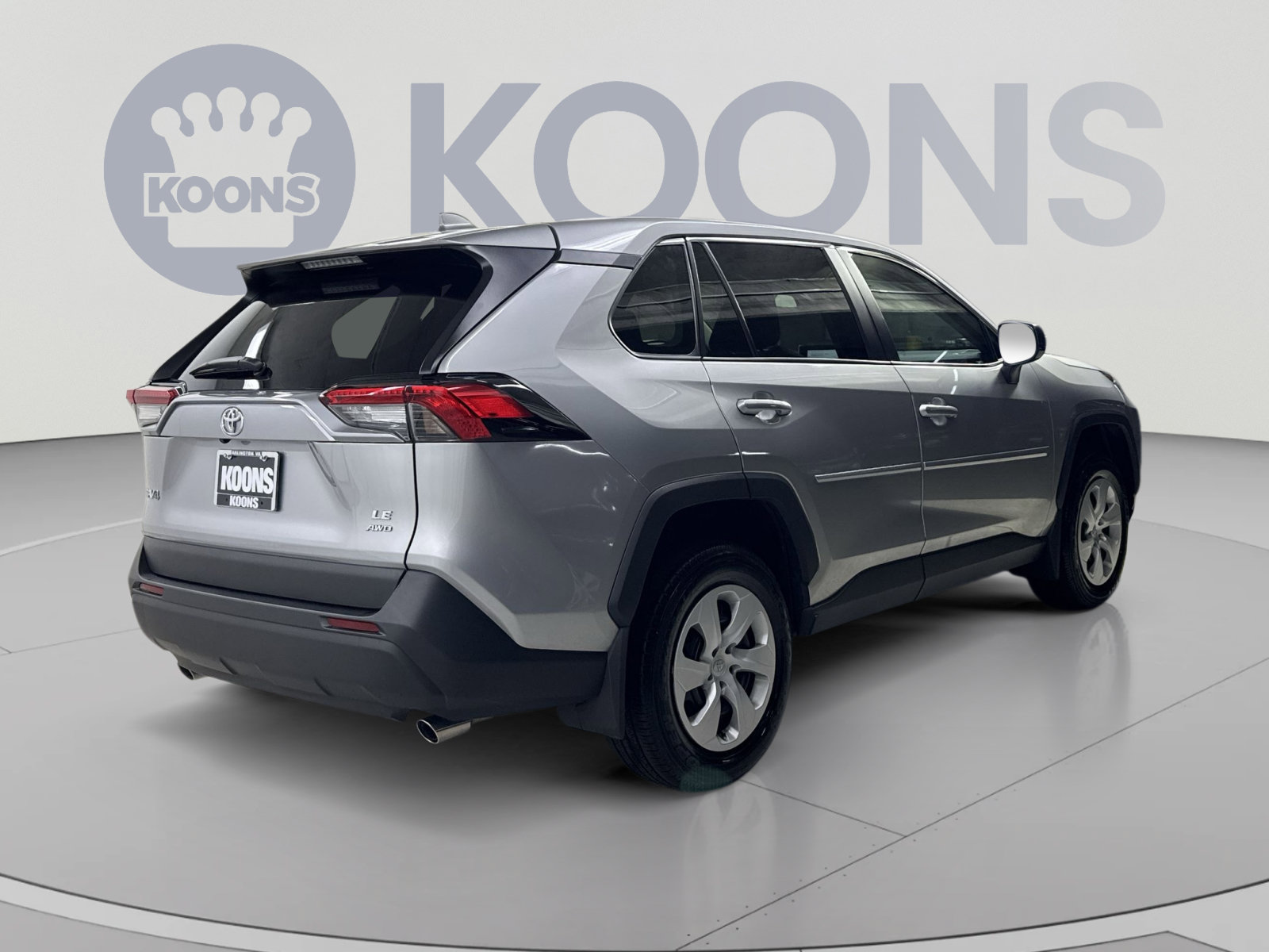 Used 2025 Toyota RAV4 LE AWD/4WD image 20