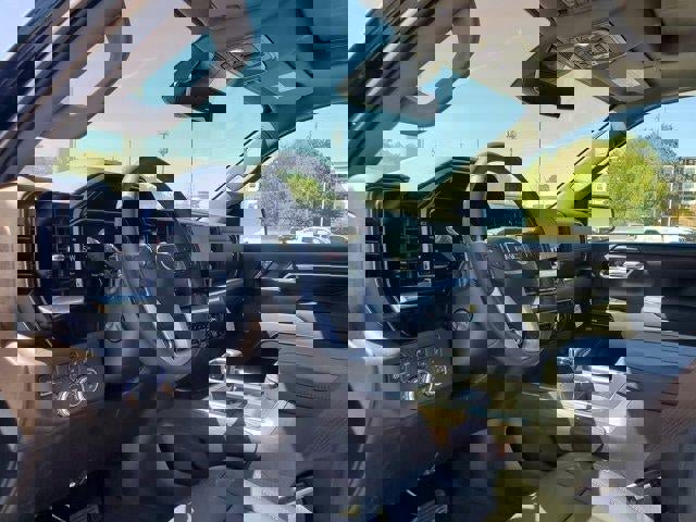 New 2026 GMC Sierra 1500 SLT w/ SLT Premium Plus Package image 17