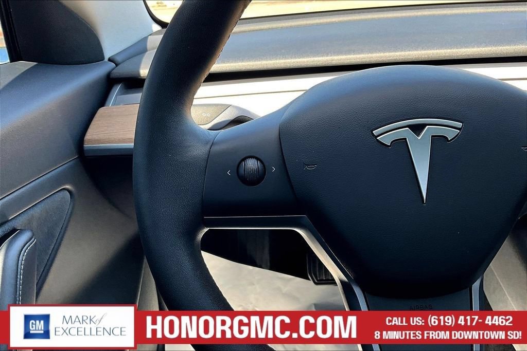 Used 2019 Tesla Model 3 Standard Range RWD image 12