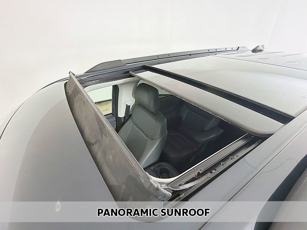 Used 2025 Ford Expedition Active image 4