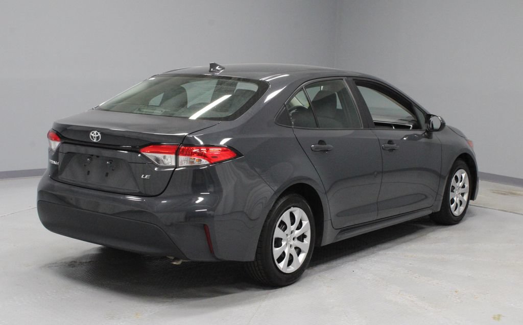 Used 2024 Toyota Corolla LE FWD image 11