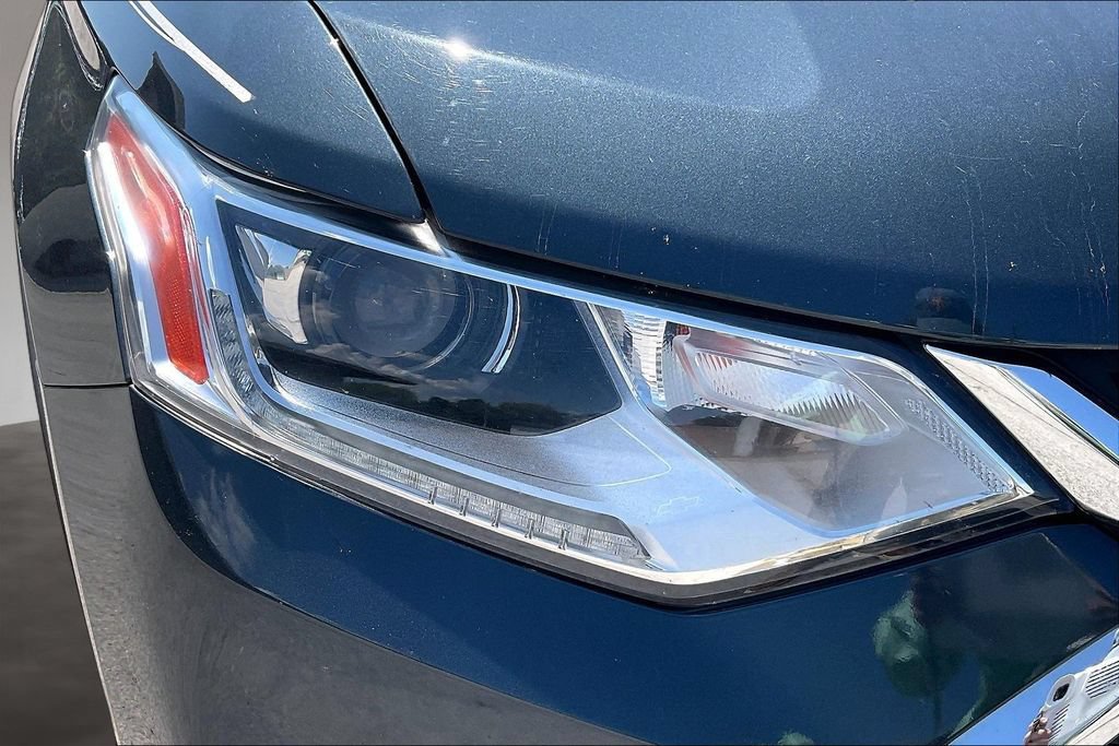Used 2020 Chevrolet Traverse LT w/ Driver Confidence II Package FWD image 28