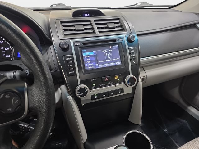 Used 2014 Toyota Camry LE FWD image 20
