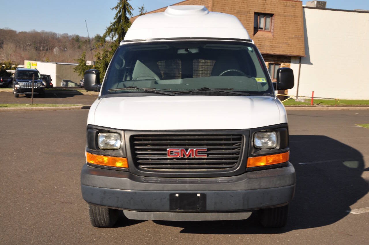 Used 2015 GMC Savana 2500 LS w/ Cold Climate Package RWD image 4