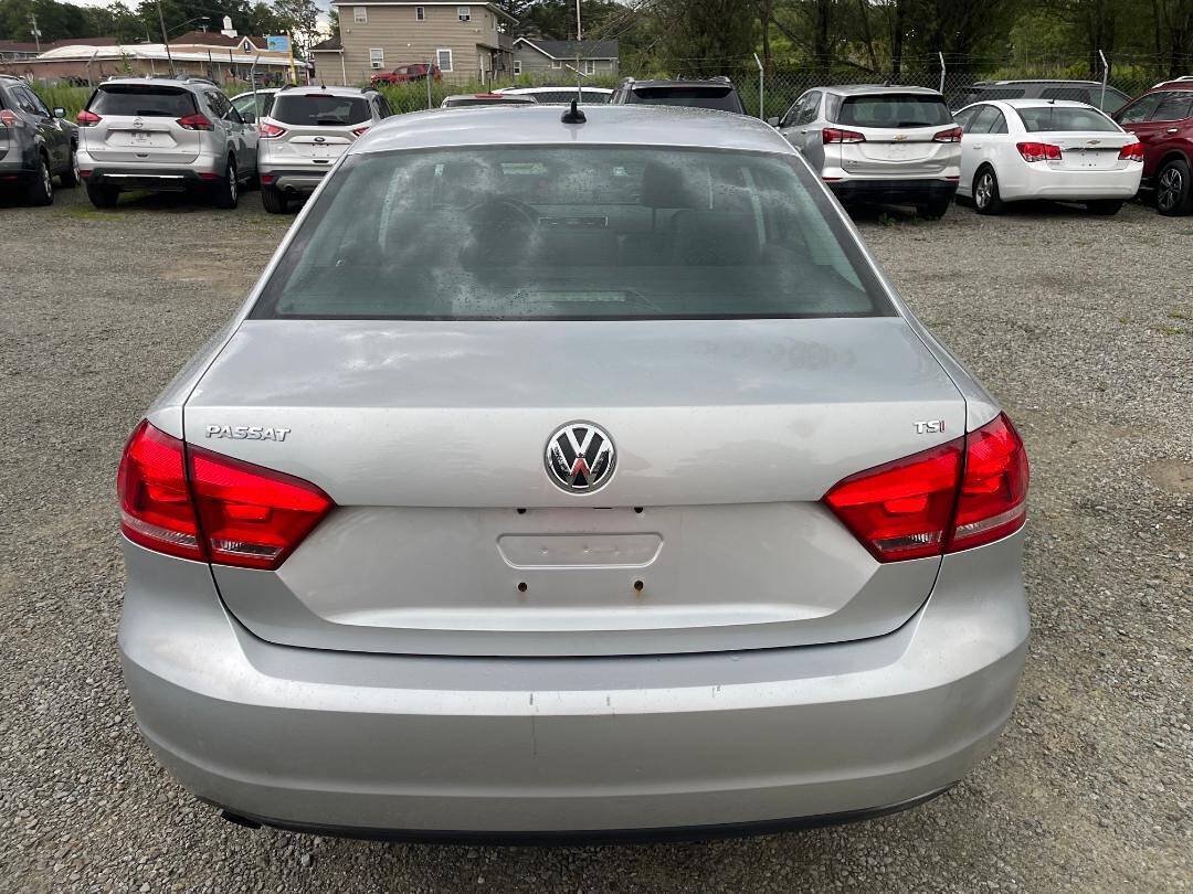 Used 2015 Volkswagen Passat 1.8T Limited Edition FWD image 6
