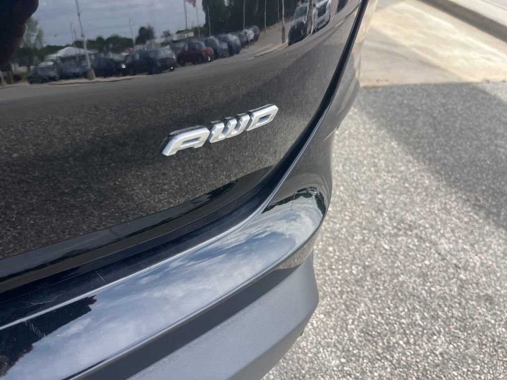 Used 2024 Ford Edge Titanium w/ Equipment Group 301A image 25