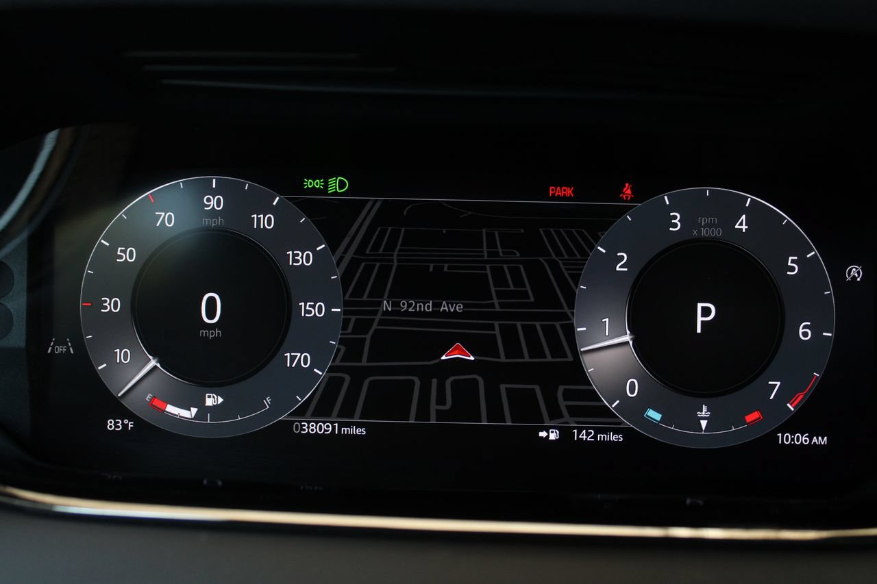 Used 2024 Land Rover Range Rover Evoque S AWD/4WD image 27