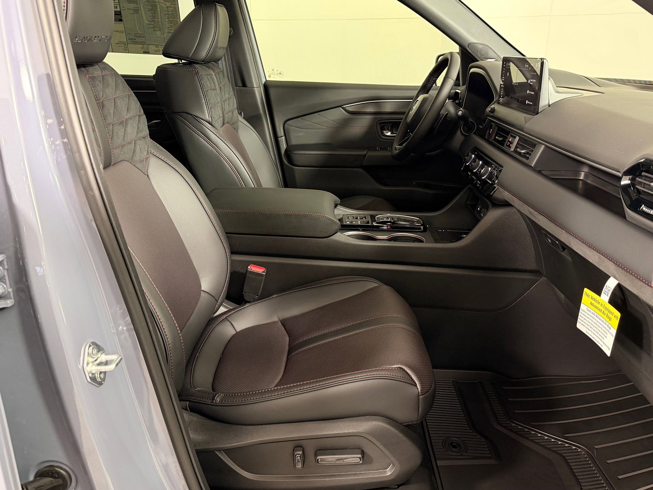 New 2026 Honda Pilot Black Edition image 33