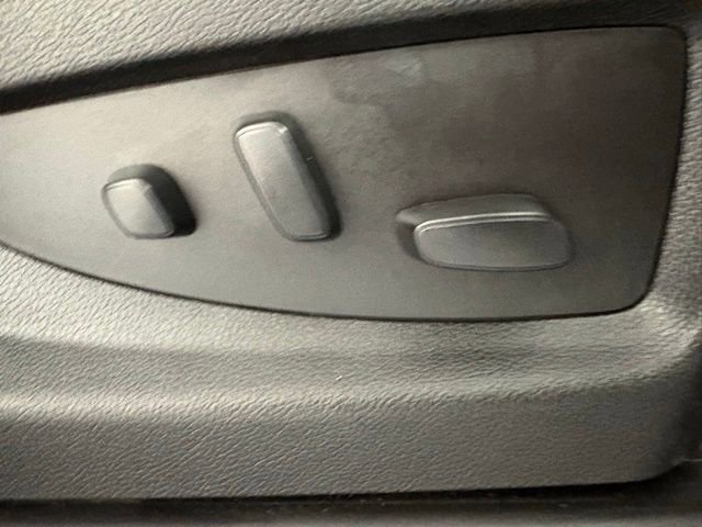 Used 2020 Chevrolet Suburban LT image 16